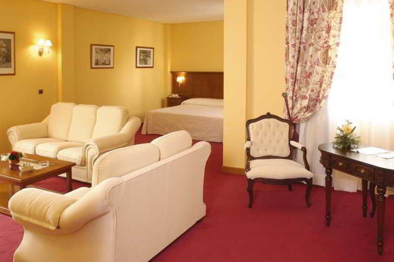 Hotel Lozano Antequera Exterior photo